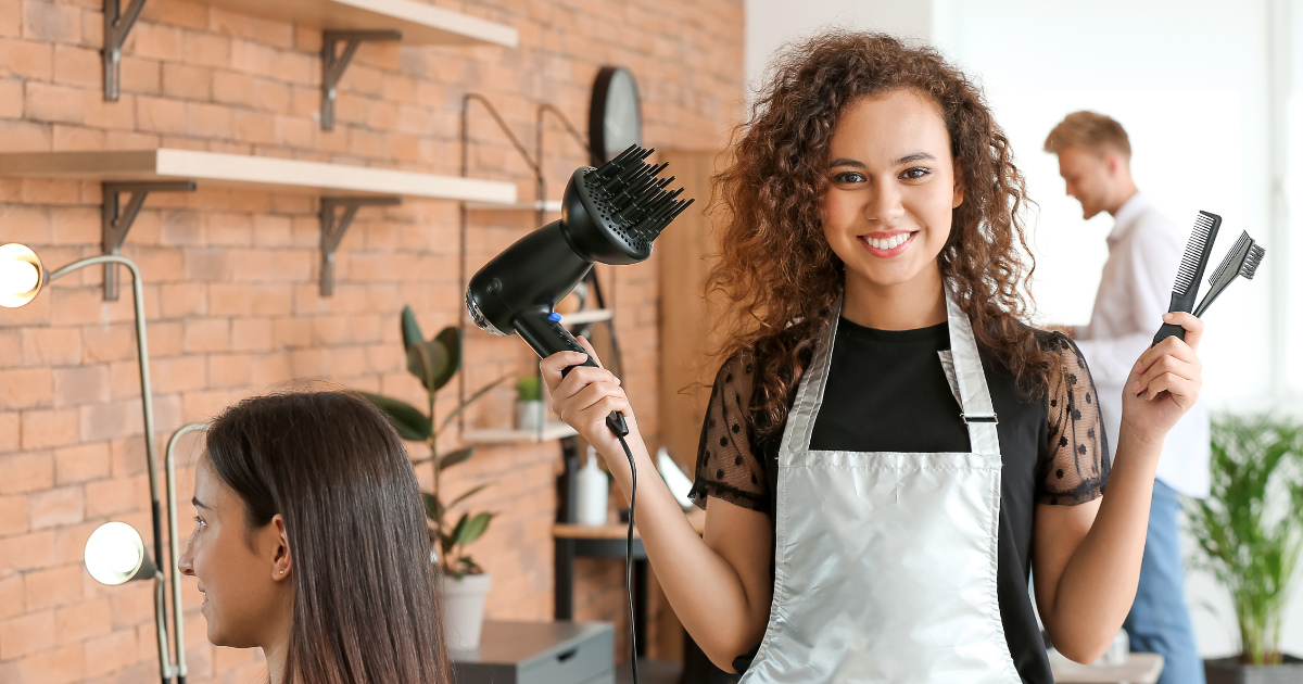 Cómo comercializar un salón de belleza con las redes sociales